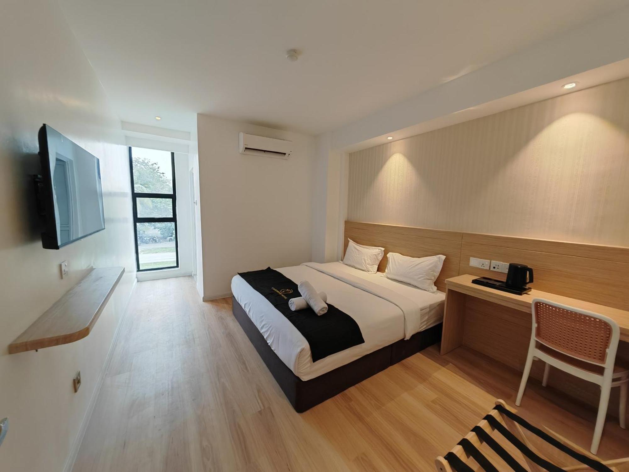 V Boutique Hotel スレンバン エクステリア 写真
